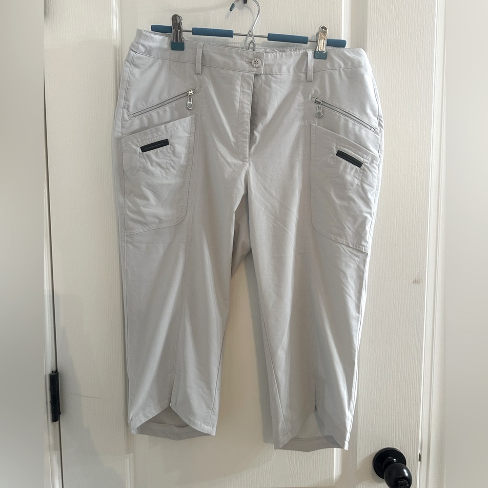 Jamie Sadock Capri Grey Golf Pants Size 10